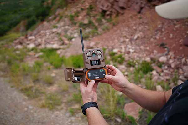 Edge trail camera